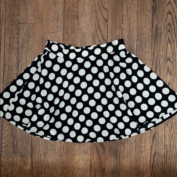 Polka dot skater skirt - Picture 1 of 4